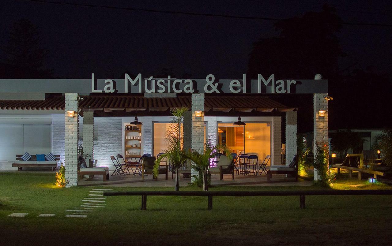 Aparthotel La Musica Y El Mar Maldonado Ngoại thất bức ảnh